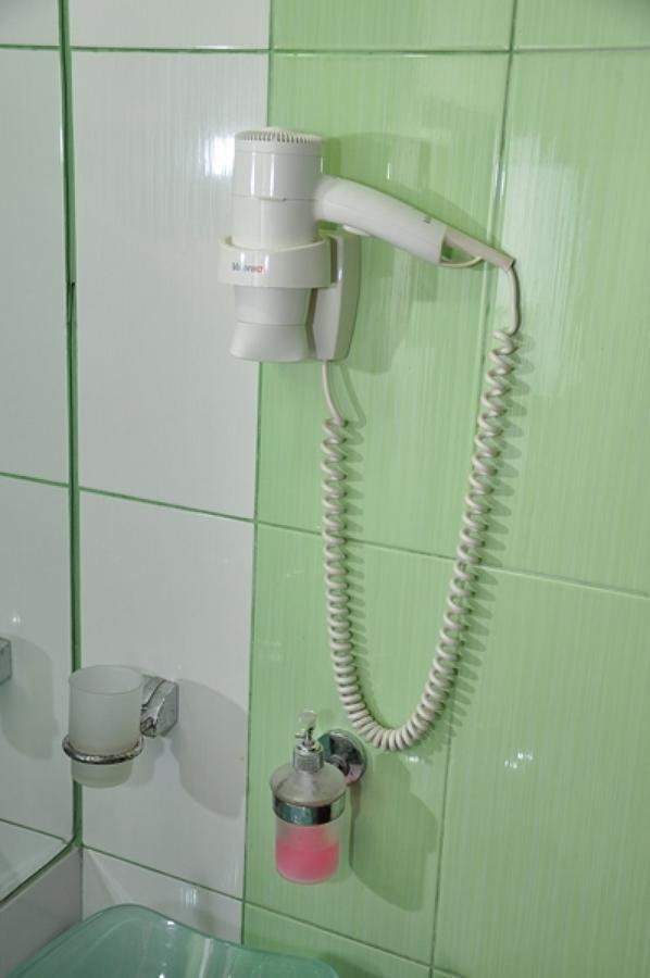 קלפט Hotel Coliseum מראה חיצוני תמונה